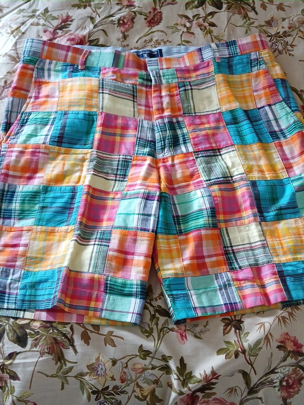 EUC - Men's Colorful Cotton Plaid Madras Shorts Size 40